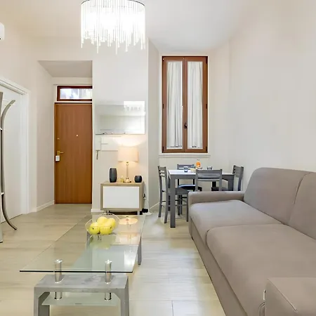 Sm Modern - 4 Pax - 1min Turro Metro Apartamento Milán