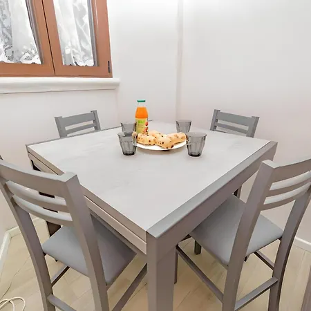 Sm Modern - 4 Pax - 1min Turro Metro Apartamento